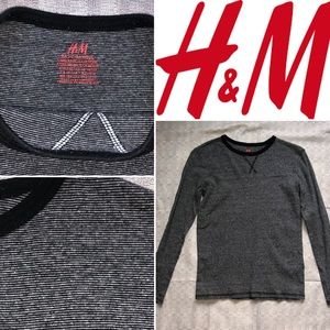H&M - Boys Large Black Striped Long Sleeve Shirt